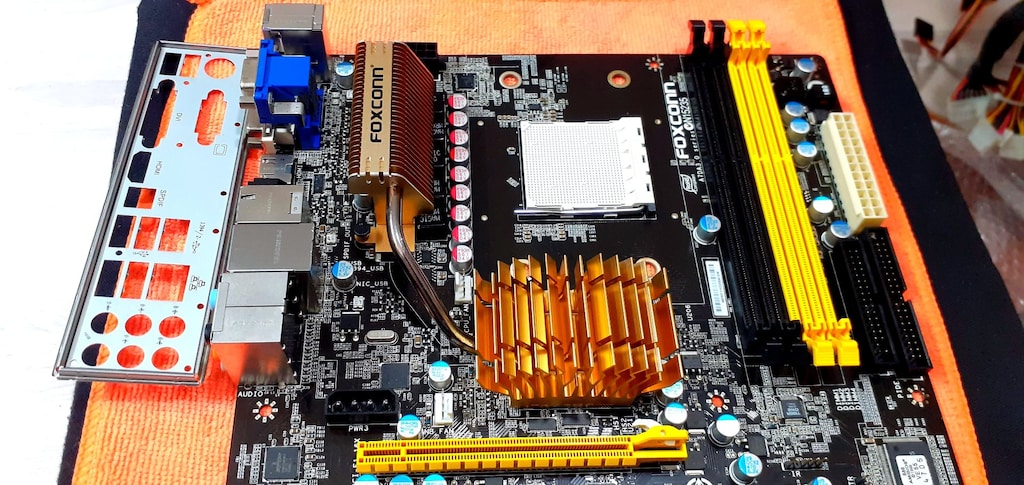 Socket AM3 FOXCONN A7DA-S 3.0 NVMe M.2 SSD BIOS DESTEKLİ ANAKART - 7