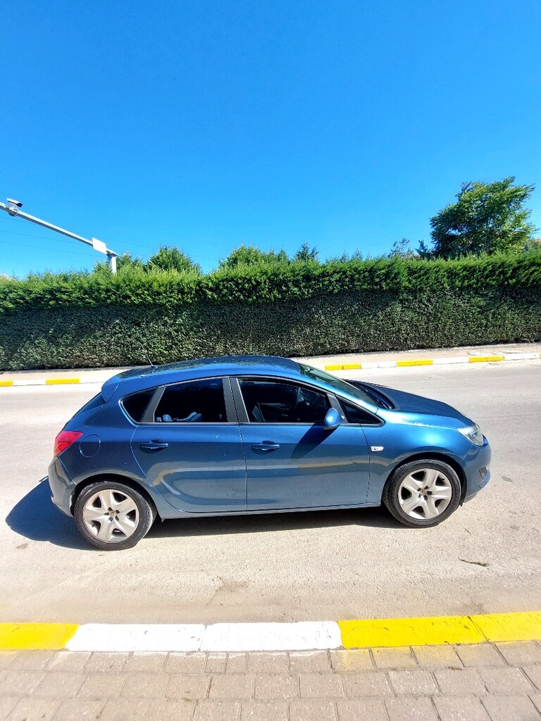 SAHİBİNDEN SATILIK 2014 MODEL HATASIZ ORİJİNAL ASTRA - 8