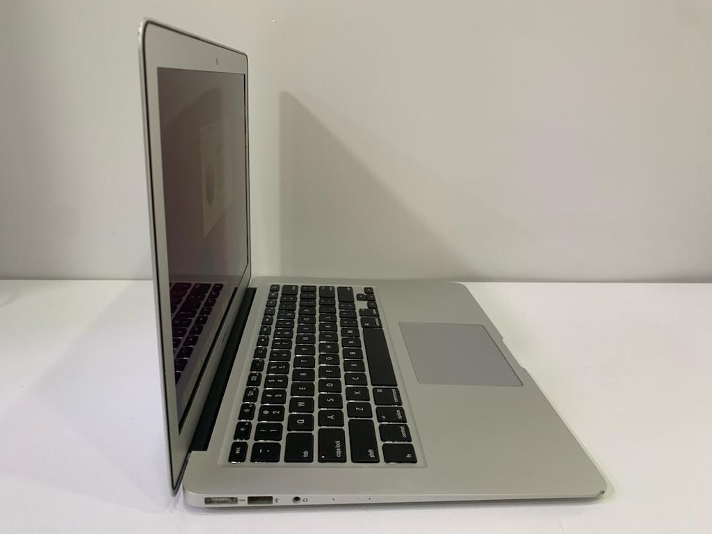 MacBook Air 2017 i5 8 Ram 256 Ssd 13 inç - 3