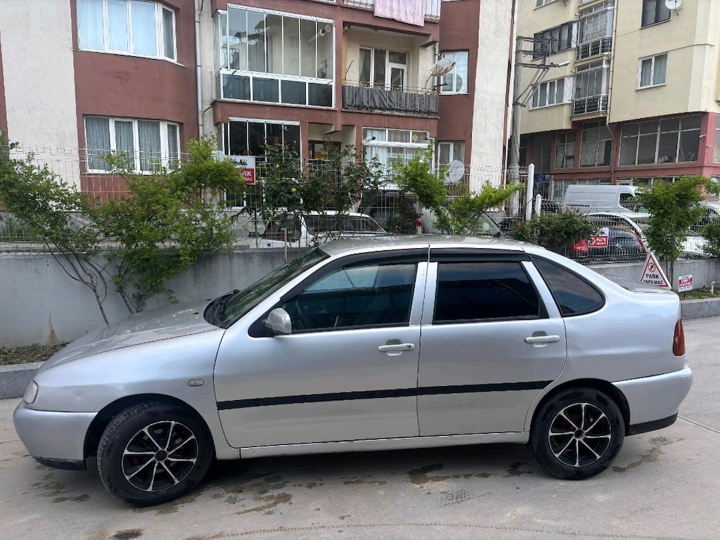 Temiz Bakımlı 1.9TDI POLO CLASSIC - 3