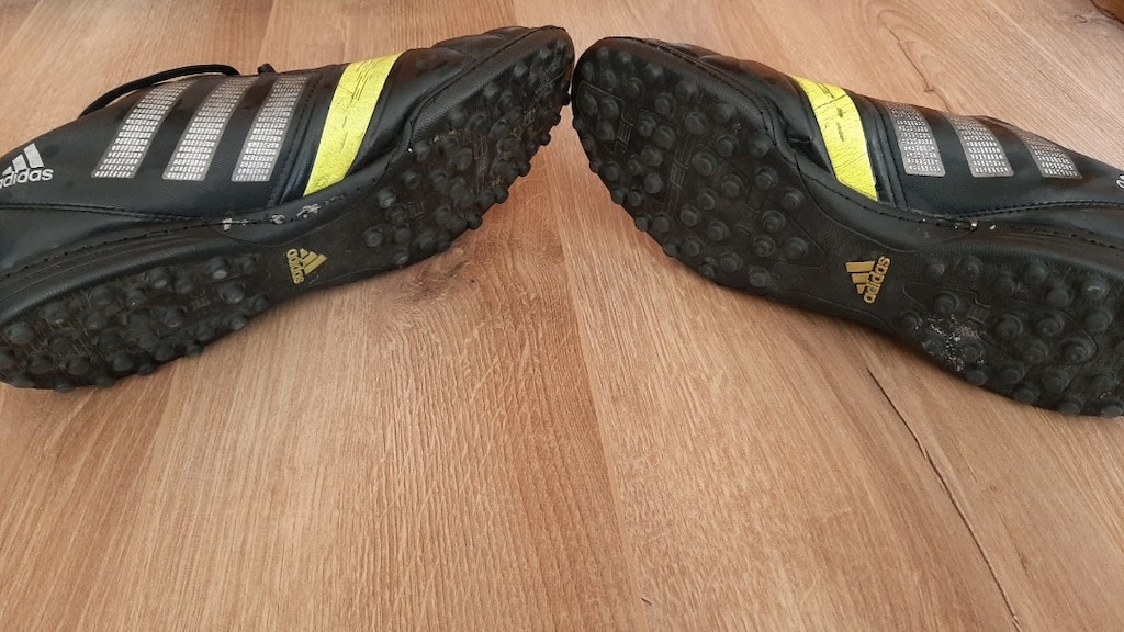 orjinal adidas 47 numara halı saha - 3