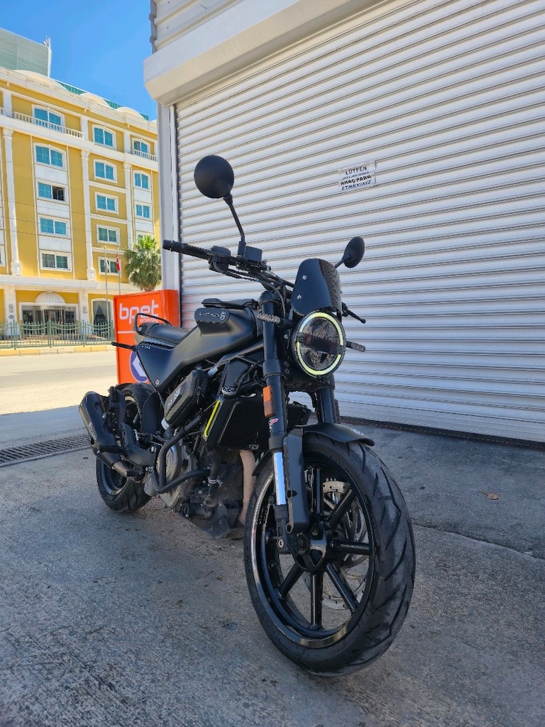 HUSQVARNA SVARTPILEN 250 2022 - 2