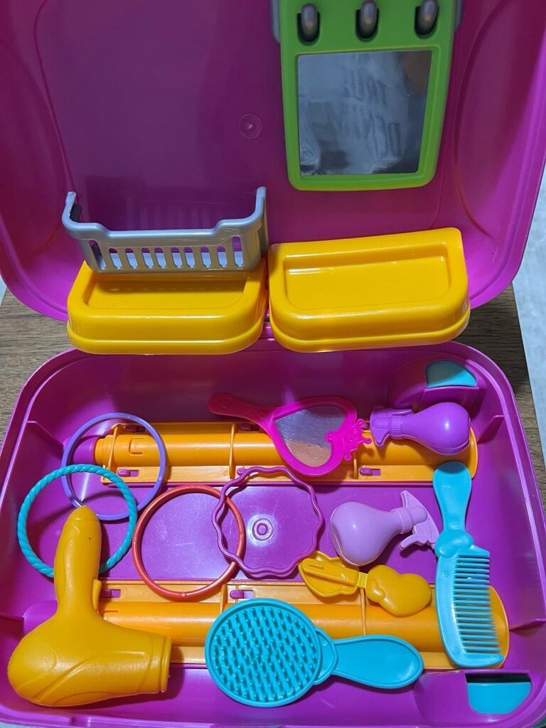 Güzellik Seti Bavulu Barbie - 4