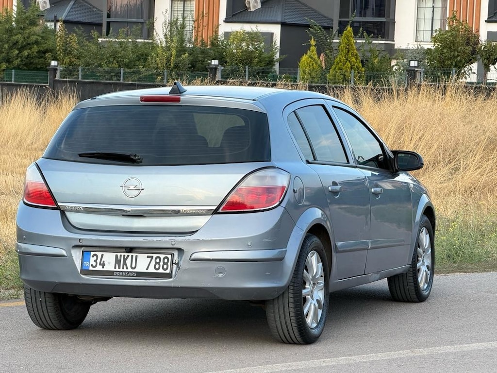 MEMURDAN 2006 OPEL ASTRA H 1.6 TWINPORT - OTOMATİK - 136.000 KM - 9