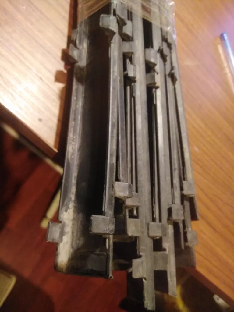 BMW E39 ÖN TAMPON BANT ÇITA - 4