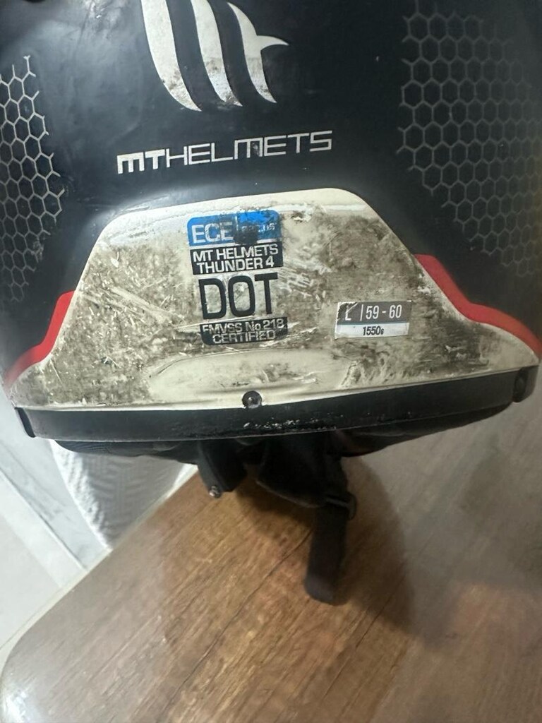 mt helmet kask - 4