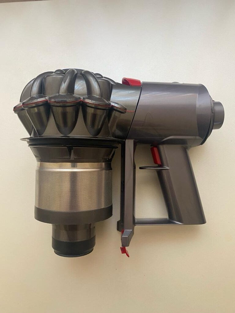 dyson v8 gövde motor siklon