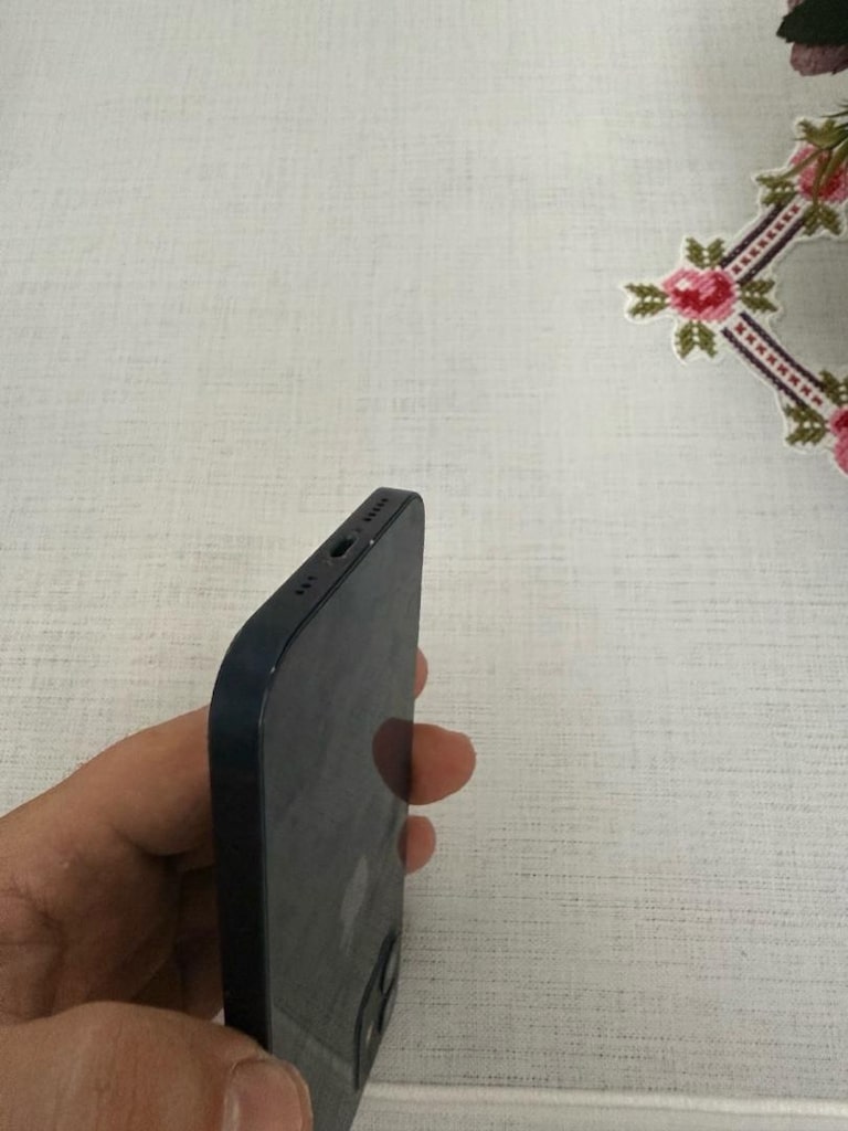 Temiz kullanılmış iPhone 12 - 4