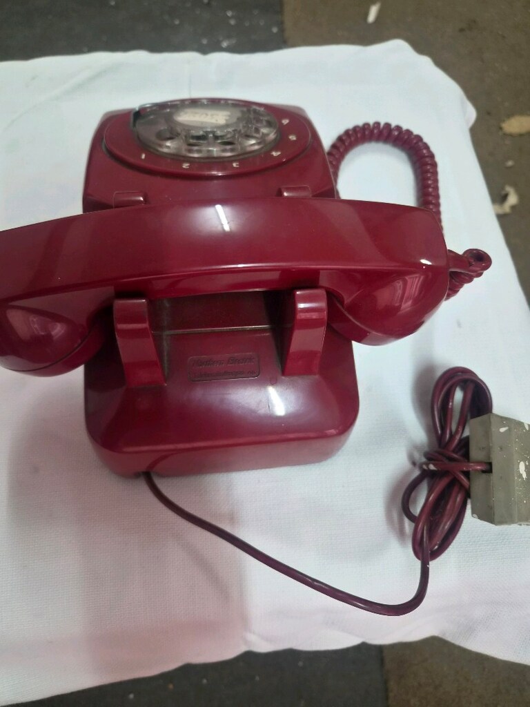 Vintage Northern Electric Çevirmeli Telefon – Koleksiyonluk - 2