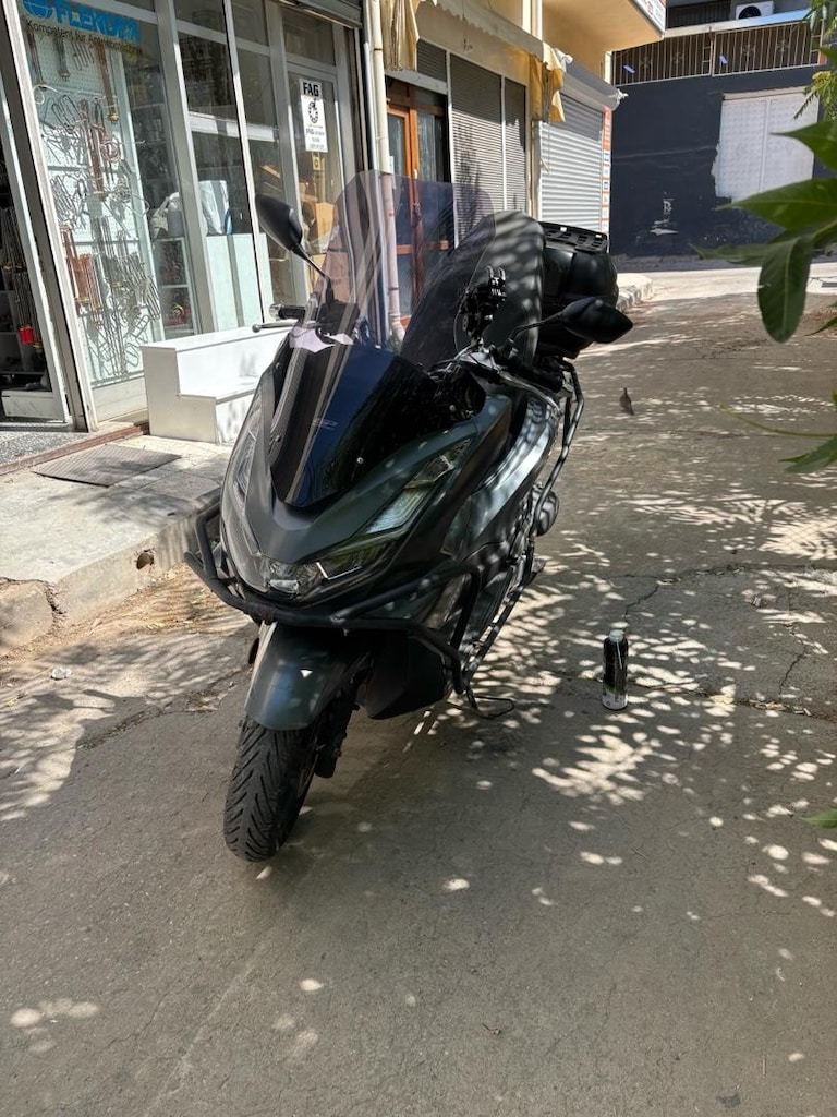 2021 model Honda Pcx - 5