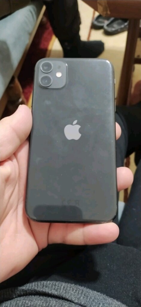 iPhone 11 YD 64 GB - 6
