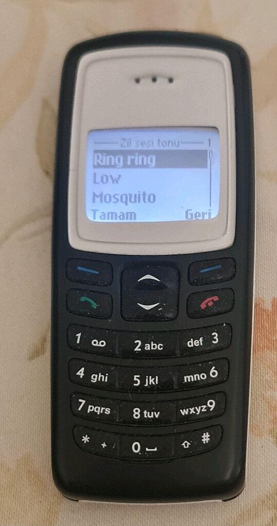 Nokia 2100 - 10