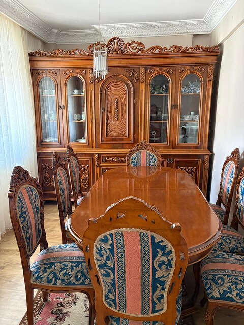 OTURMA GRUBU+ VİTRİN+YEMEK MASASI
