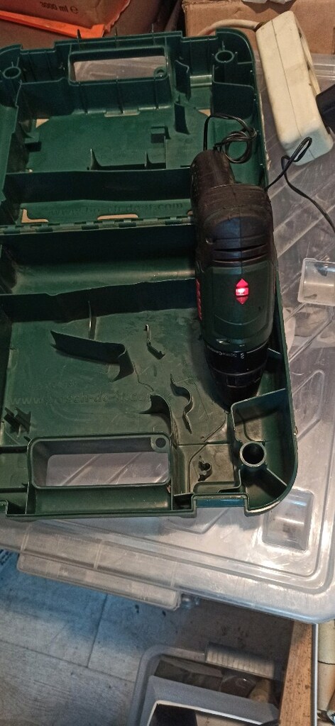 ORJİNAL BOSCH 10.8 VOLT ŞARJLI MATKAP - 4