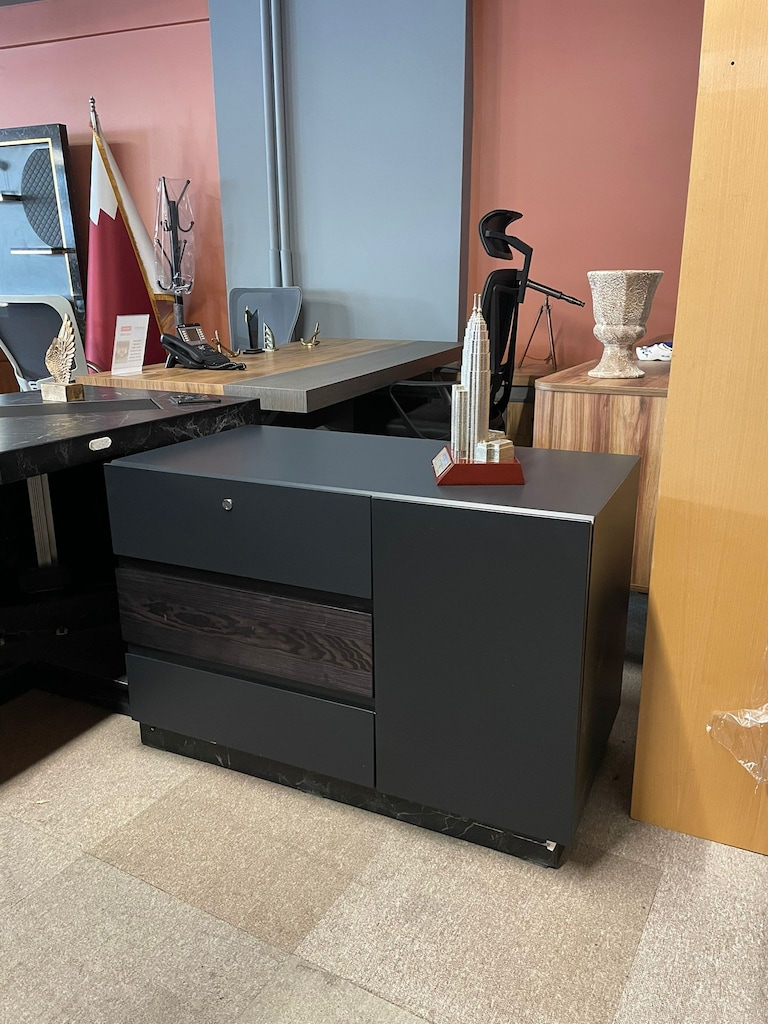 KLAS OFİS ÜSKÜDAR 320X100 SES SİSTEMLİ KOLTUKLU İKİNCİ EL MAKAM - 6