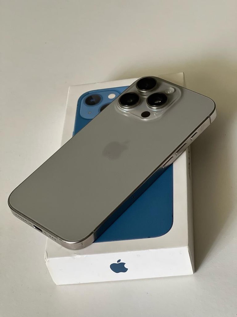 Iphone 16 Pro (12 ay açık) - 2