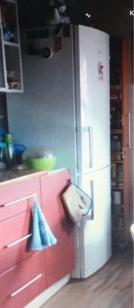 Derin donduruculu buzdolabı kurutma ve bulaşık makinesi