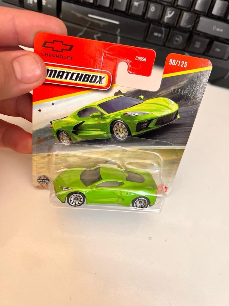 Matchbox Corvette C8 Seti - 2