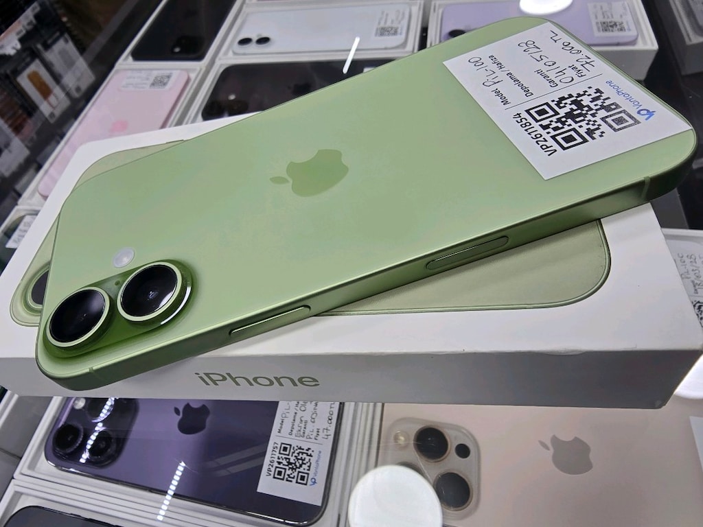 iPhone 17 256 GB 04 05 2028 garantili takasa açık hatasız - 5