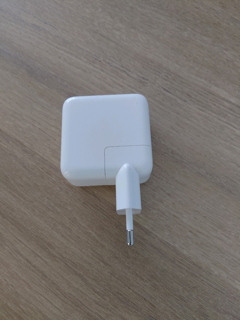Apple 30W USB-C Güç Adaptörü Beyaz - 3