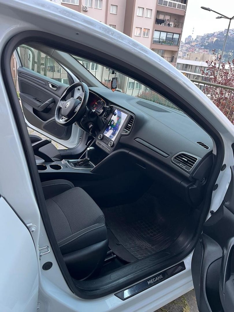 MEGANE 4 OTOMATİK VİTES 2021 MODEL YENİ KASA EKSTRALI - 9