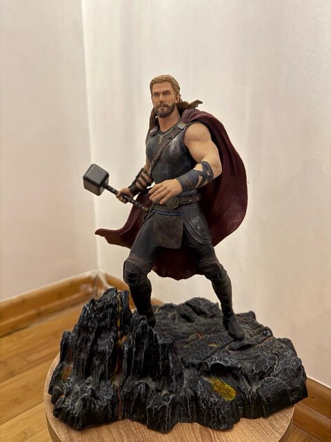 tHOR ORJINAL FİGUR