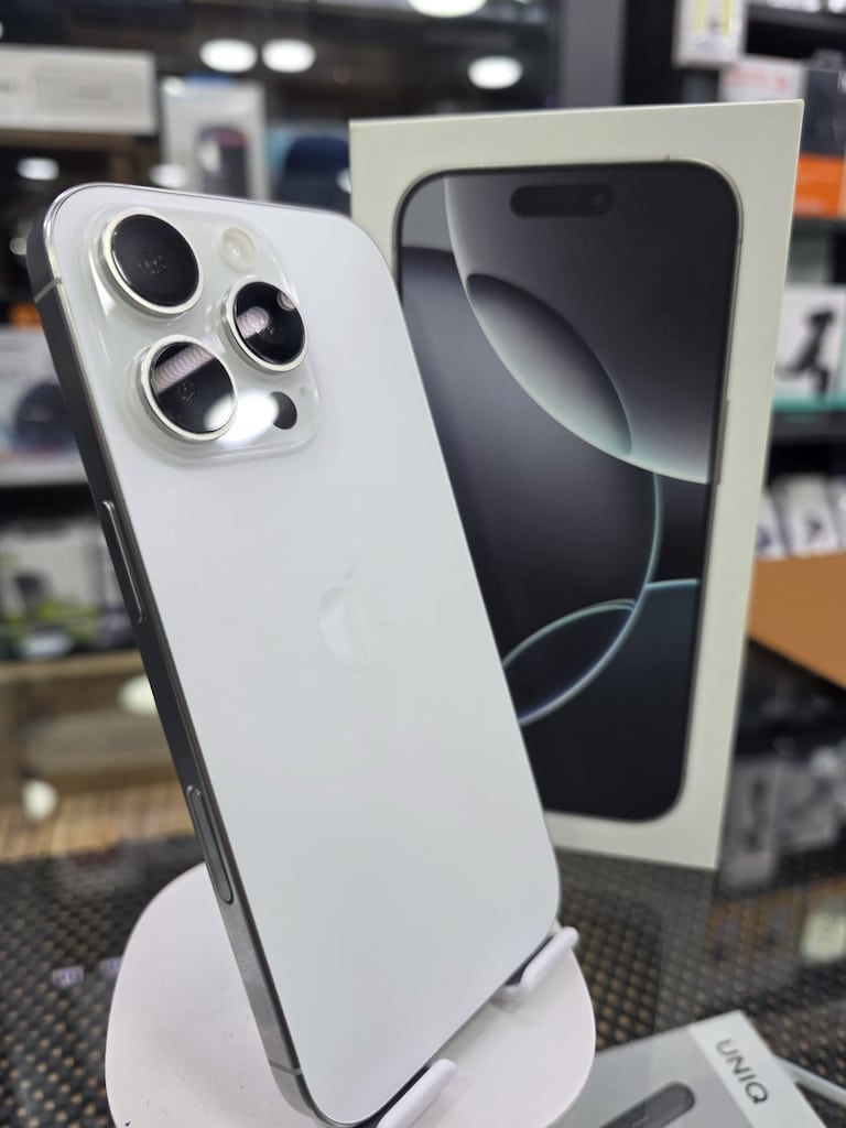 İPHONE 16 PRO 128 GB- PİL 90 - APPLE TR GARANTİLİ - 3