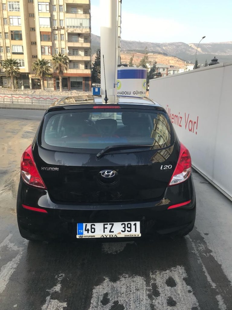 Siyah Hyundai Araba - 6