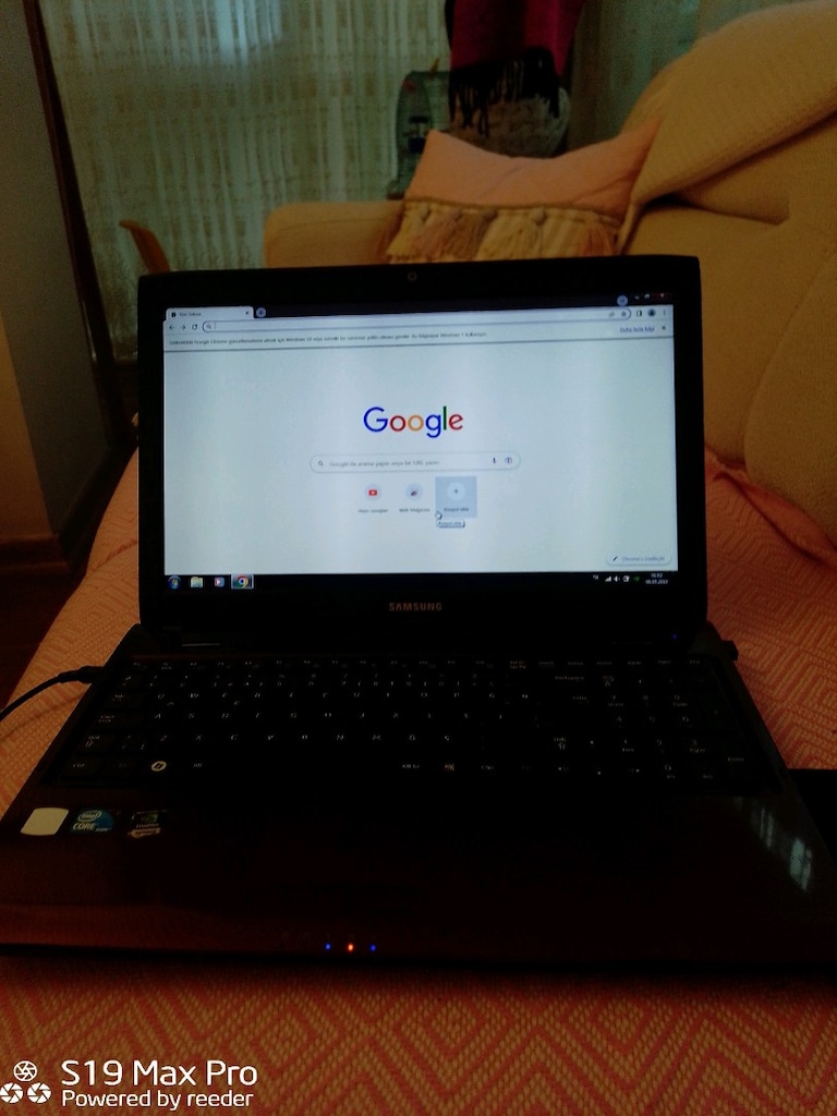 Samsung i5 laptop - 7