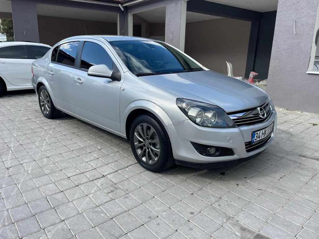 2011 Opel Astra ENJOY 111.Yıl Sedan (103 Bin Km) - 9