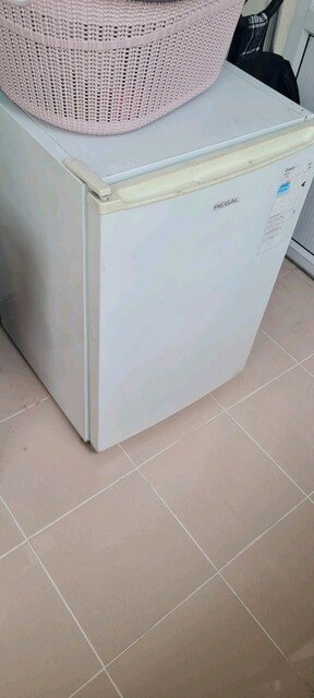Çalışır Durumda Regal 3 Çekmeceli Mini Derin Dondurucu (Aksesuarlı)