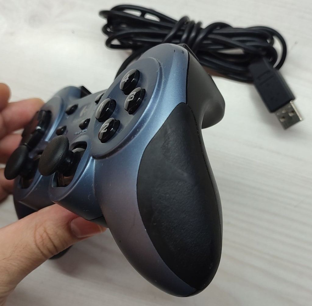 Logitech RumblePad 2 Titreşimli gamepad oyun kolu - 3