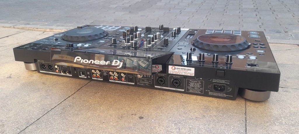 PIONEER X DJ RX 3 DJ CONTROLLER ALL IN ONE - 145.000 TL - 10