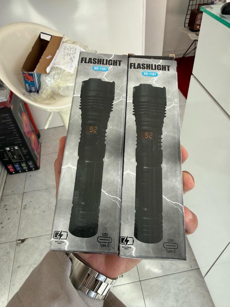 el feneri şarjlı ve şimşek çakar - 3