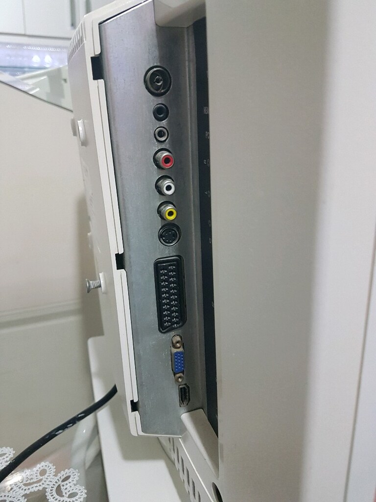 temiz axen LCD tv - 4