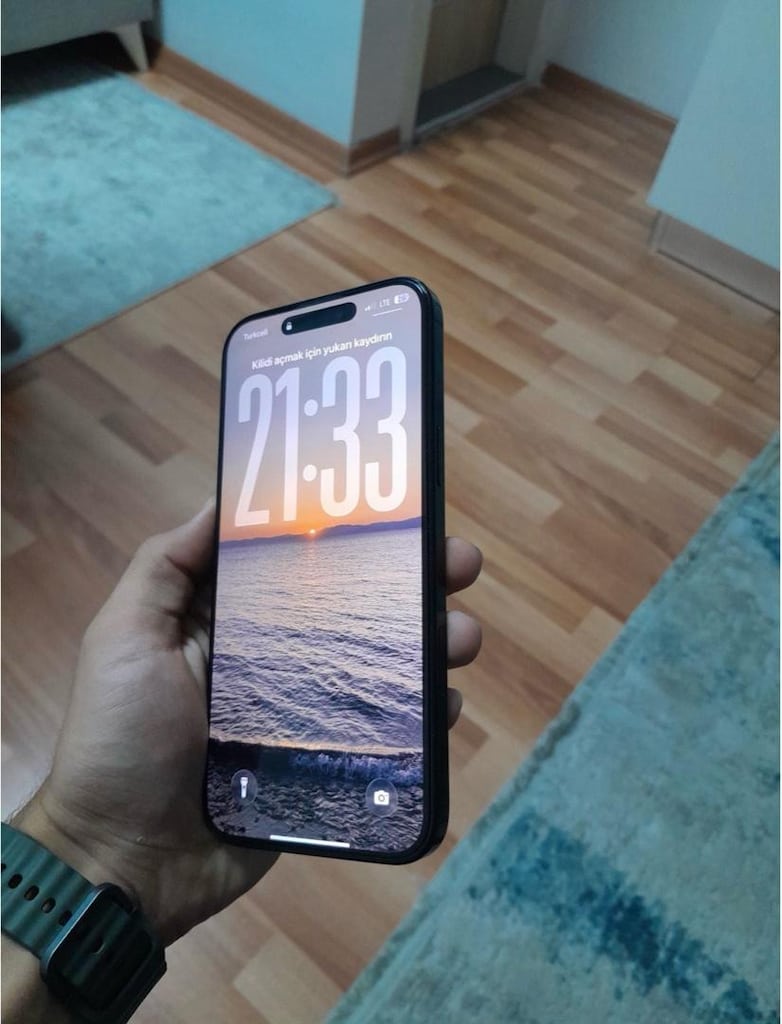 iphone 16 pro max - 3