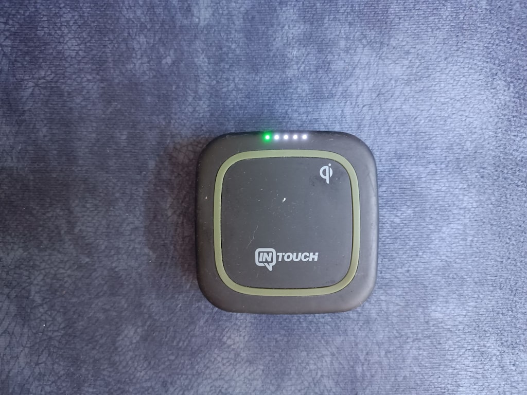 Intouch Cube 10000mAh Powerbank (IN-C1001W) - 2