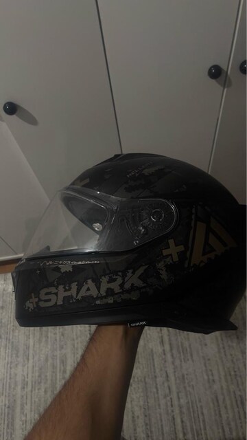 Shark skwal i3 linik kask