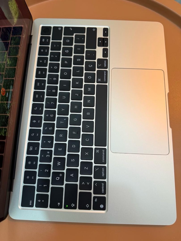 MacBook Air M2 - 8