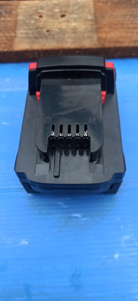 Milwaukee M18B5 Orijinal Batarya 18 v 5 Ah - 2