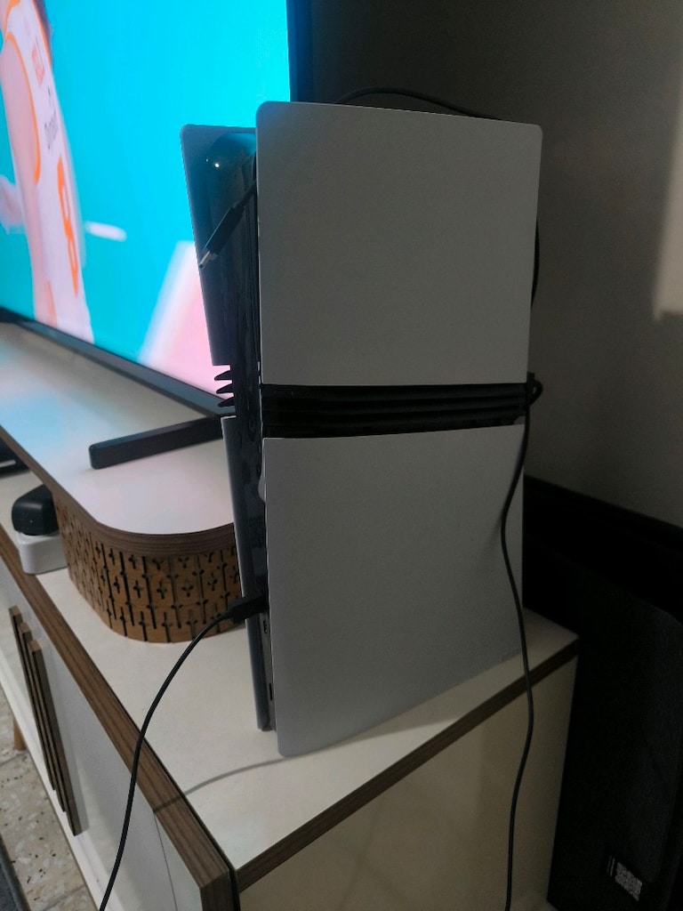 PlayStation 5 Pro - 2