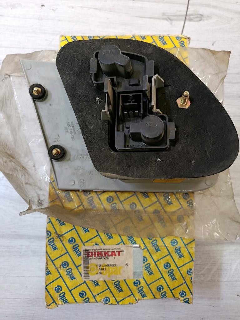 Fıat Albea Sole Sağ İç Stop Lambası Orj 041520999000 / 51809415 - 3