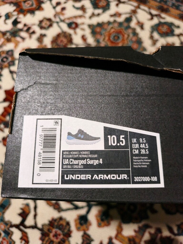 Under Armour Charged Surge 4 - 5