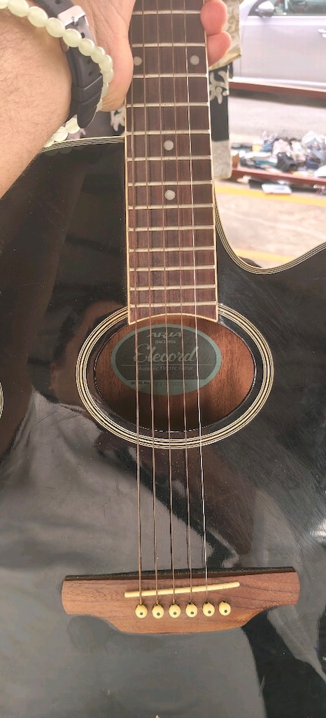 Akustik Gitar - 2