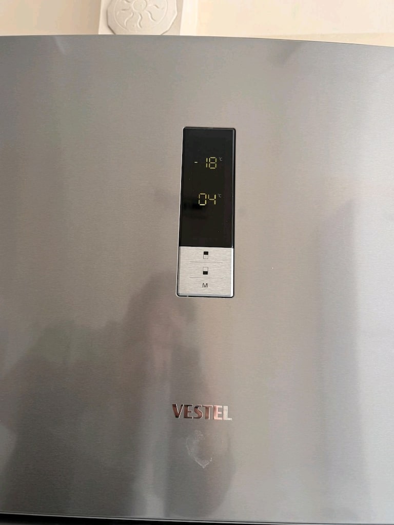 son model sıfır ayarında gri renk buzdolabı tertemiz ve sağlam servis - 2