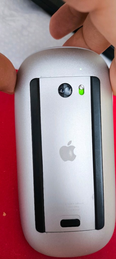 Apple Magic Mouse 1. Nesil (Model: A1296). - 2