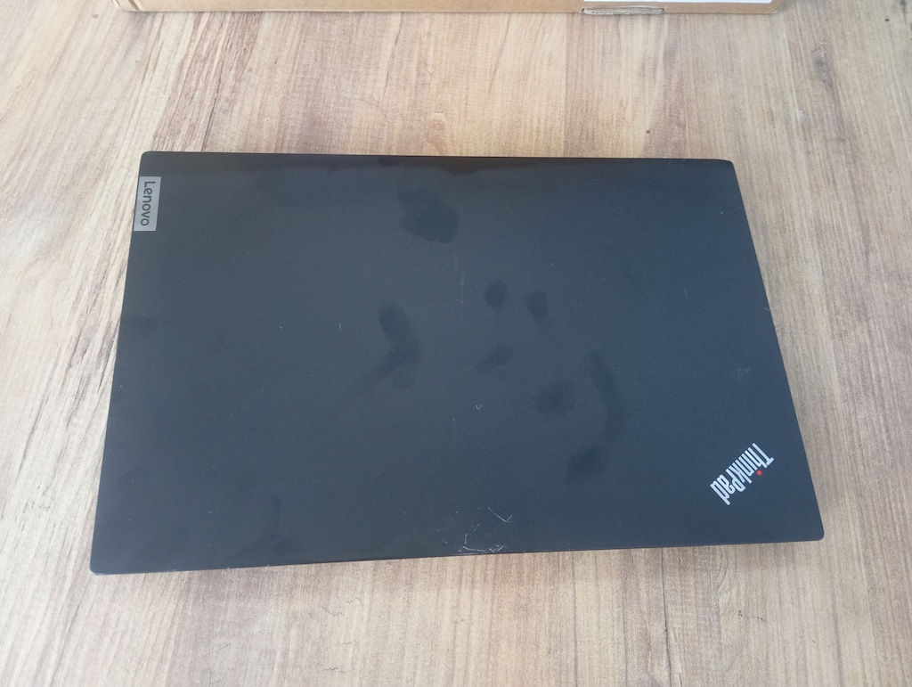 LENOVO THİNKPAD İ5 İŞLEMCİ 11.NESİL-8GB RAM 256 GB SSD - 7
