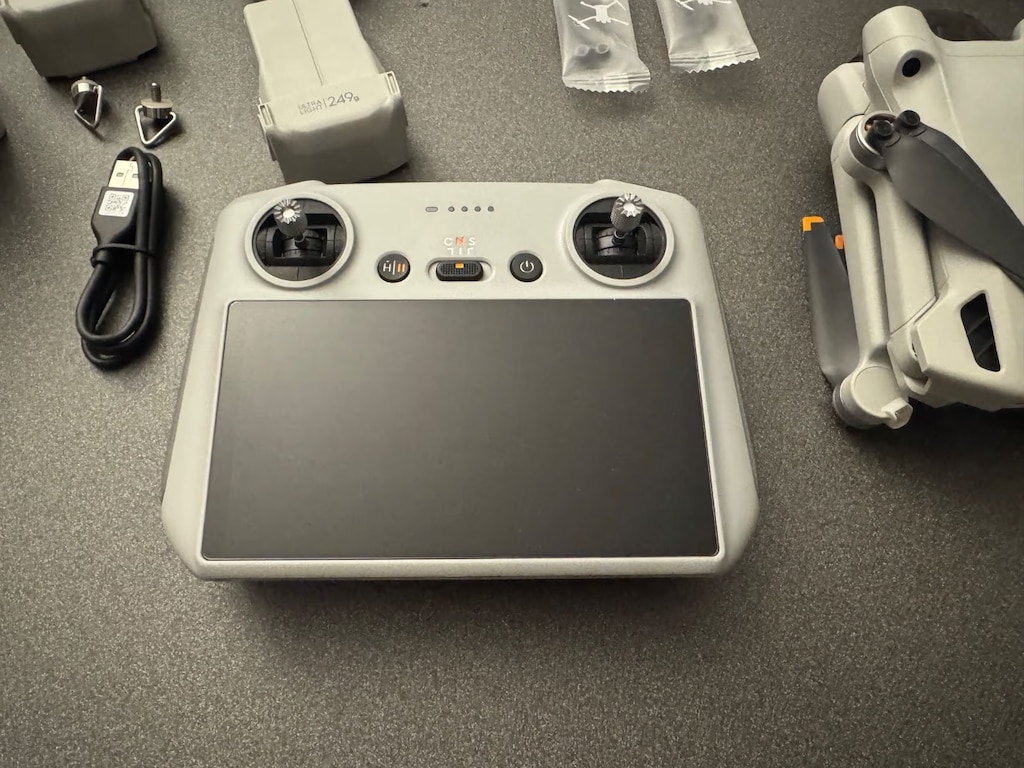 Dji Mini 3 Pro Drone + Fly More Combo Kit 4 Aylık TR Garantili - 5