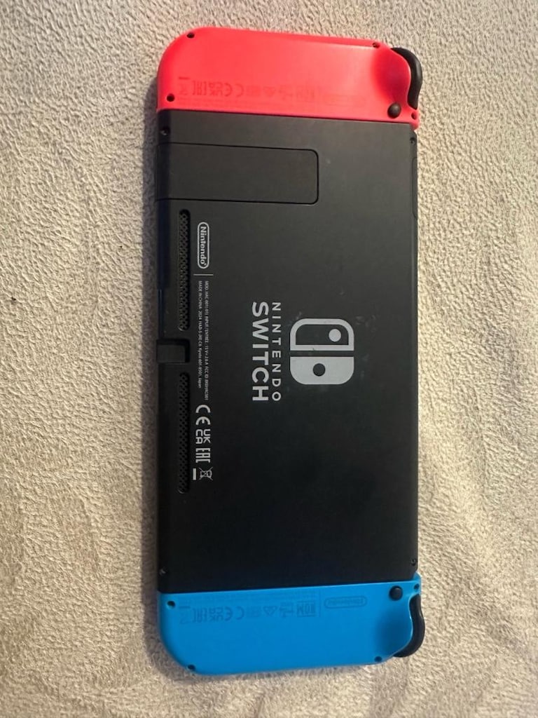 Nitendo Switch oled - 4
