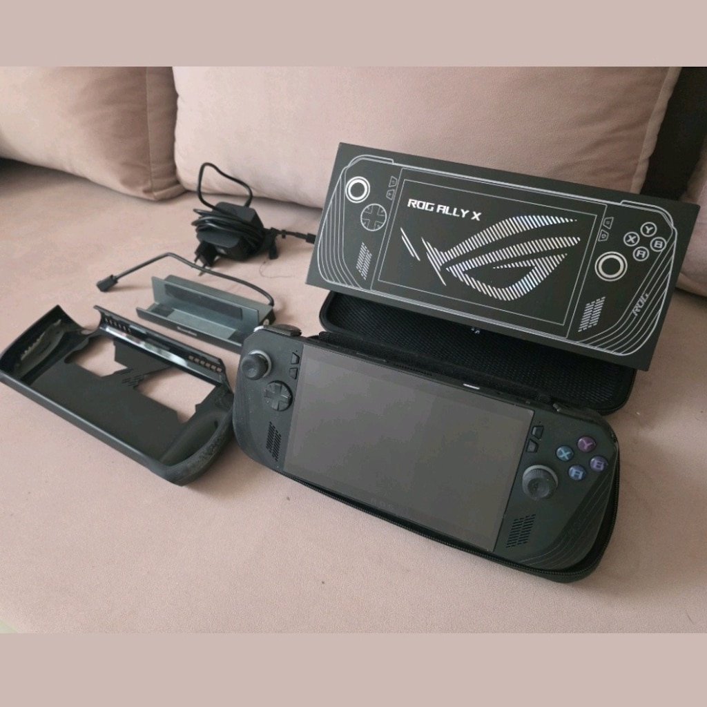 FIRSAT ASUS ROG ALLY X OYUN KONSOLU BİLGİSAYAR VE TABLET HEPSİ BİR - 2